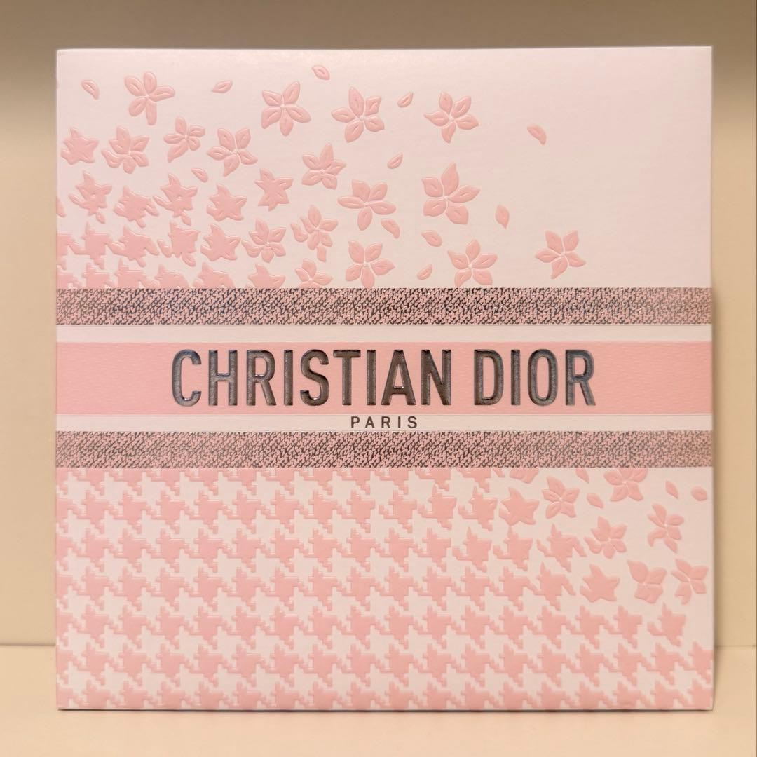 新品未使用　Dior バレンタイン限定　ミスディオール　コフレ
