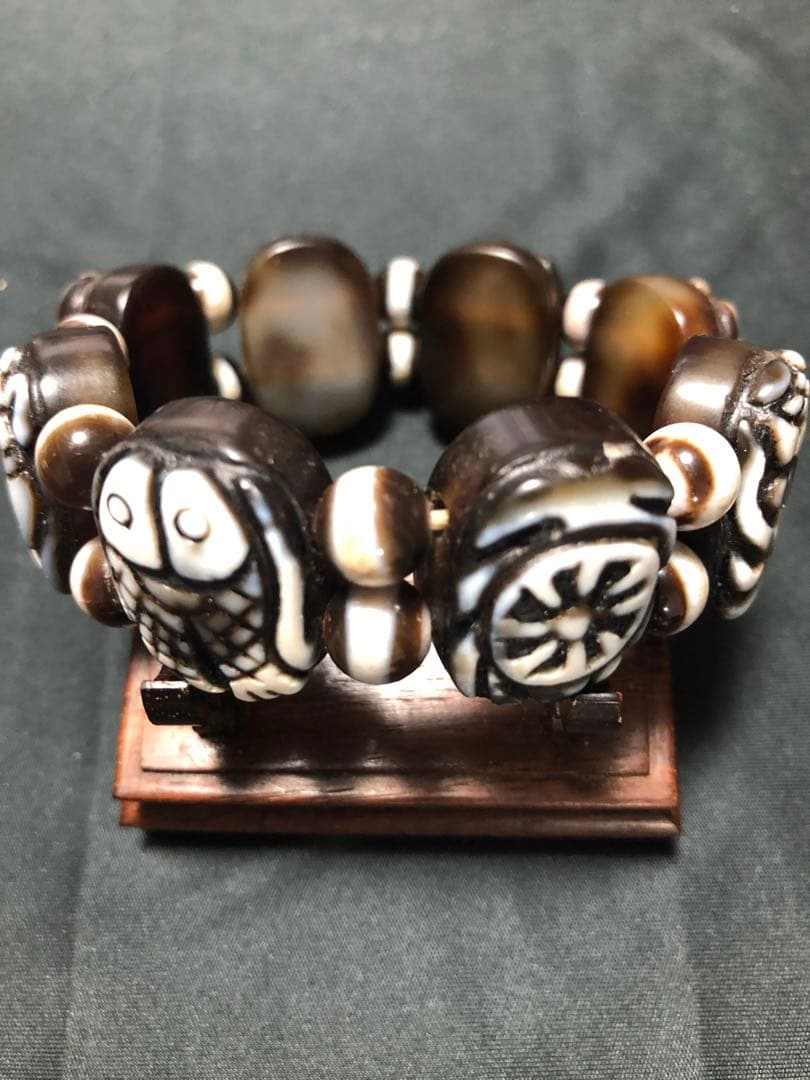 西蔵老礦玉髄八吉祥バングルブレスレット