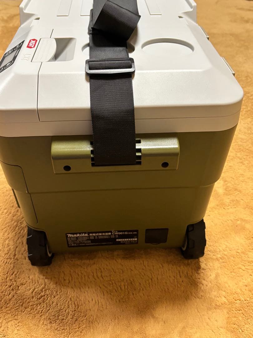 マキタ　makita ポータブル冷温蔵庫　CW 001G 20L