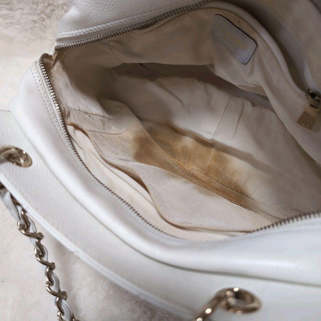 CHANEL キャビアスキン　ショルダーバッグ　チェーン　ホワイト　ココマーク