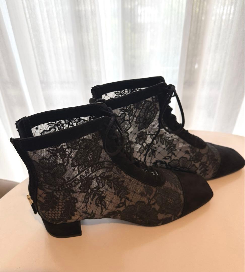 美品✨DIOR Naughtily-D 37 ヒール ショートブーツ　刺繍