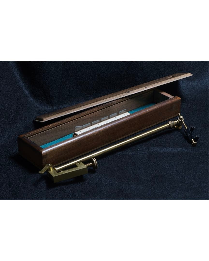 カメラ・ルシダ Chambre Claire Universelle