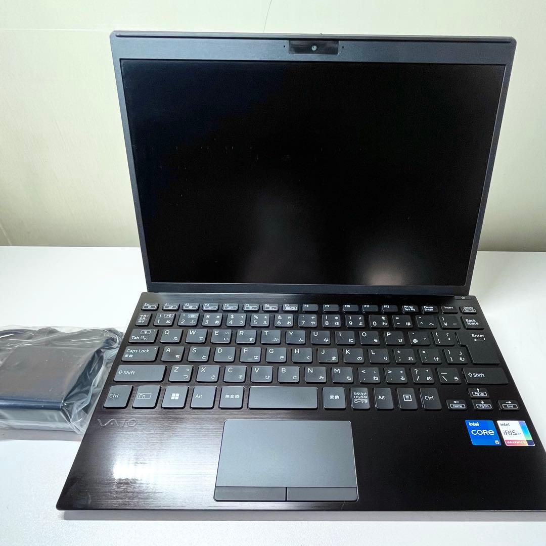 【極美品】VAIO VJPJ211JAE3B 16GB i5 11世代 薄型軽量