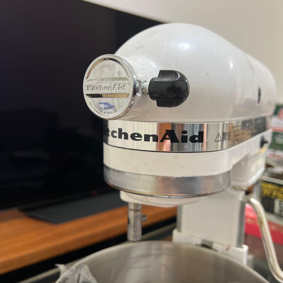KitchenAid スタンドミキサー ホワイト　アルミ製ケーキ型セット