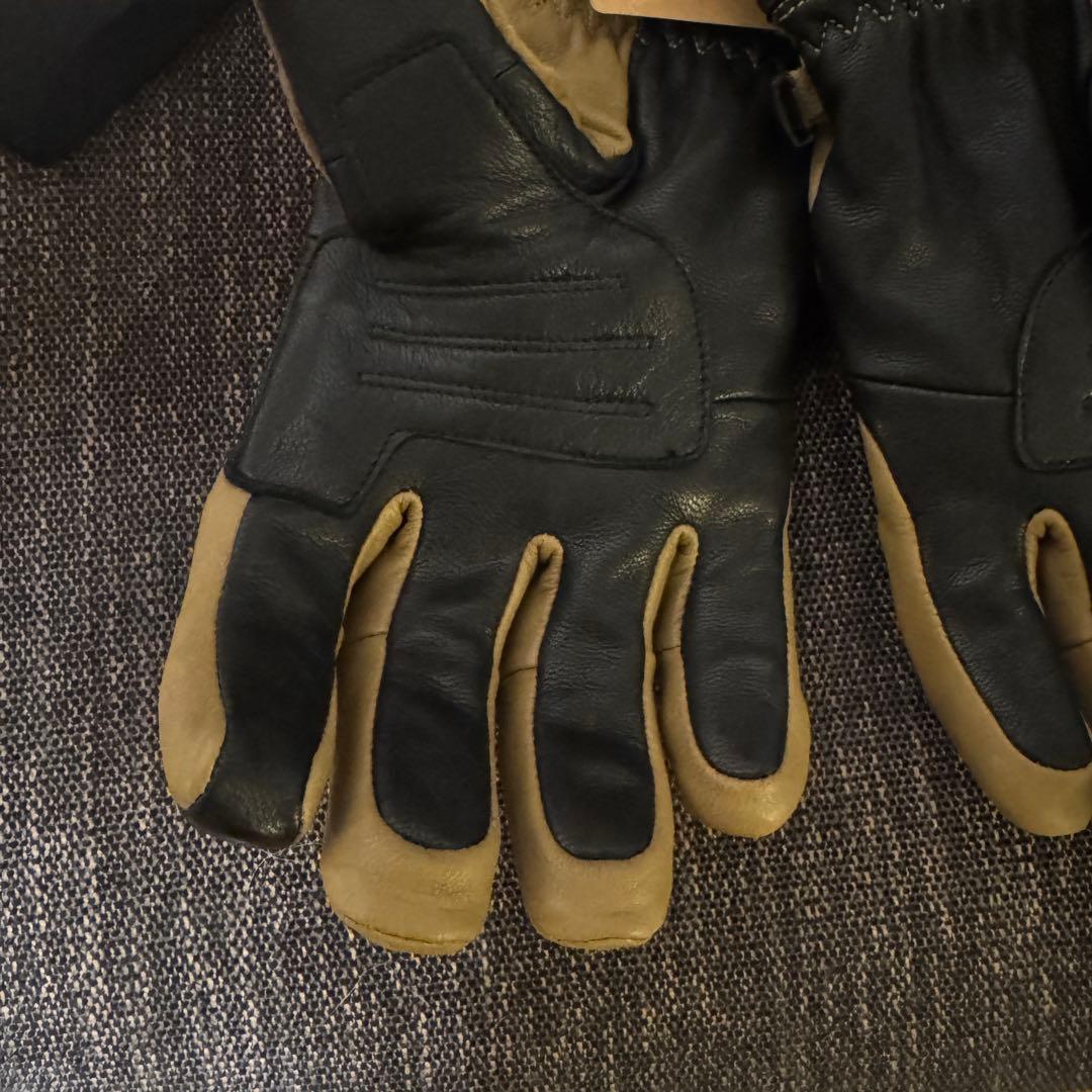 未使用　マムート　MAMMUT グローブ　手袋　アイガーグローブ　ゴアテックス