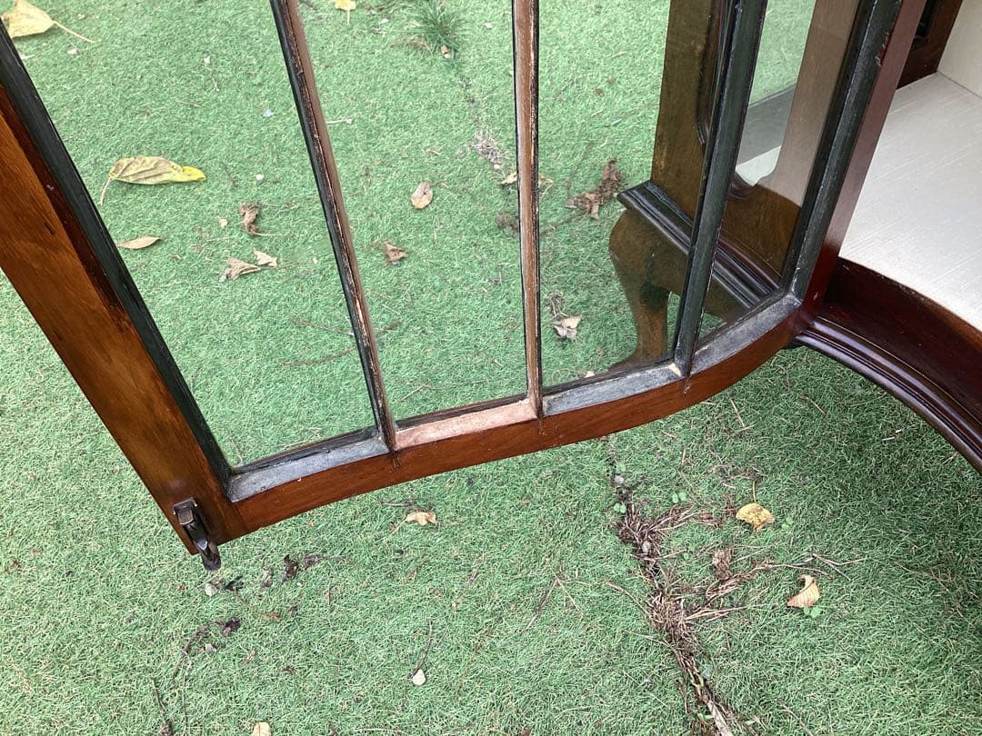 [たーぼう] イギリスアンティーク　キャビネット　ショーケース