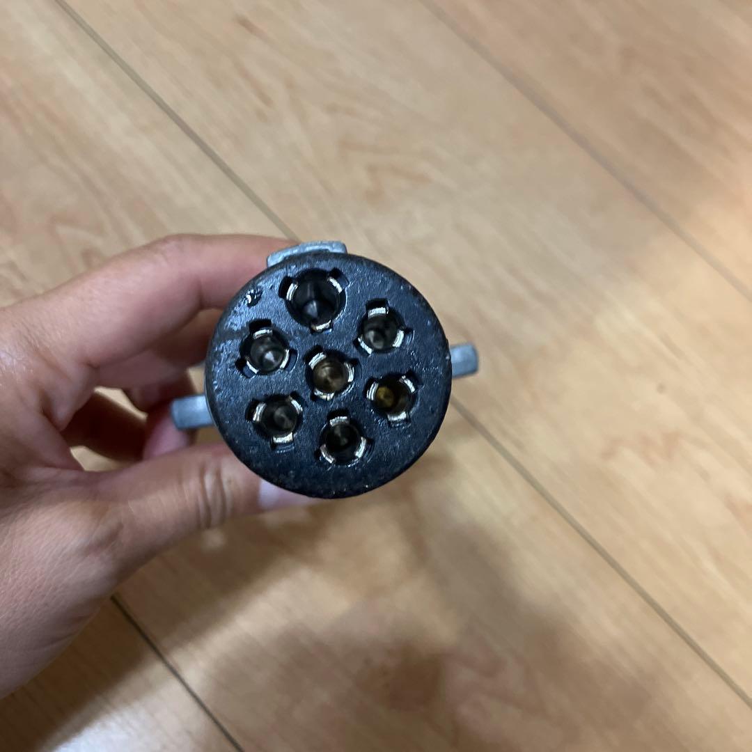 トレーラー　変換アダプター　13ピン　7ピン