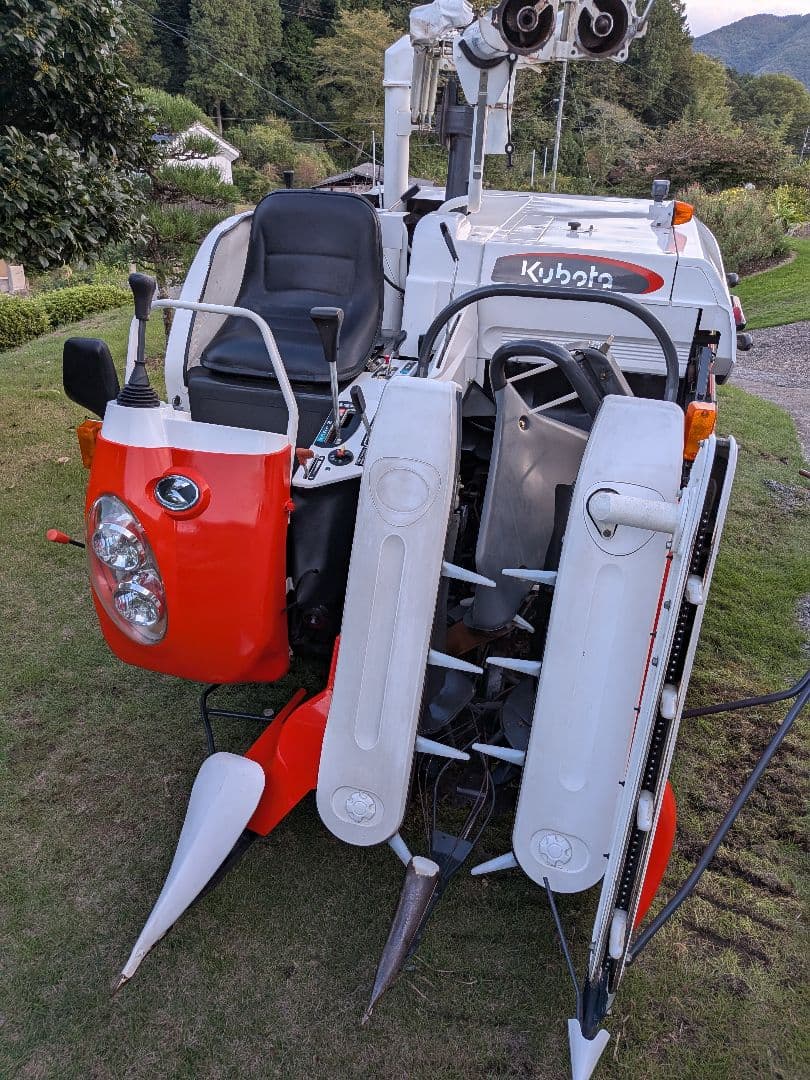 コンバイン　ARN 214 整備清掃簡易　各所新品部品交換　 配達可能　即使用