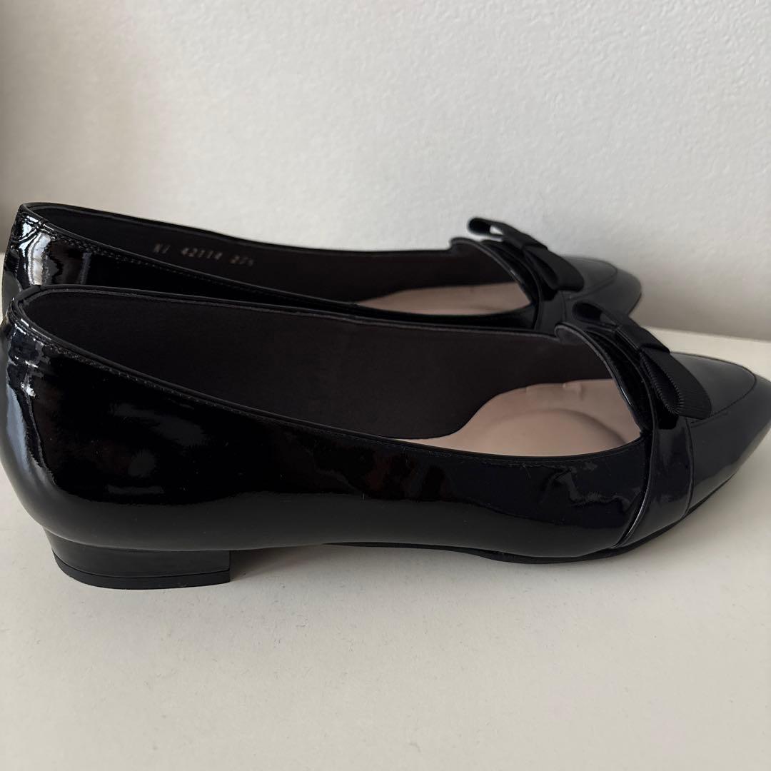【未使用】 DIANA パンプス　フラットシューズ　エナメル 25.5cm 黒