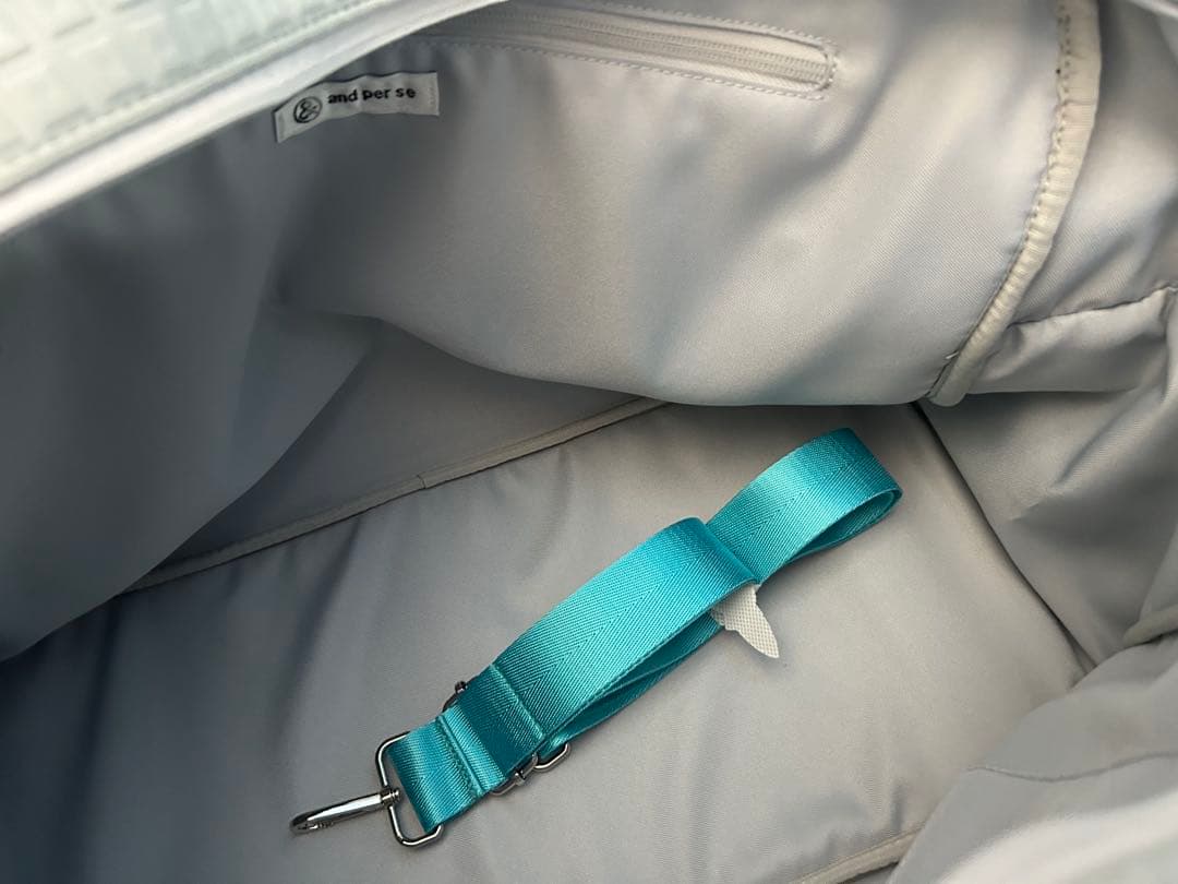 and per se ボストンバッグ