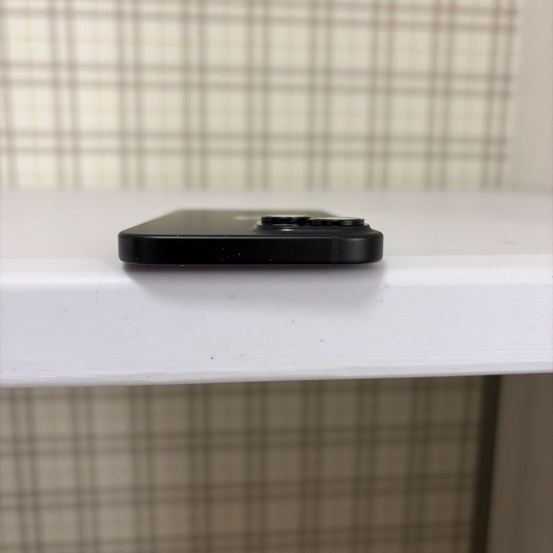 iPhone15 本体　ブラック　128GB