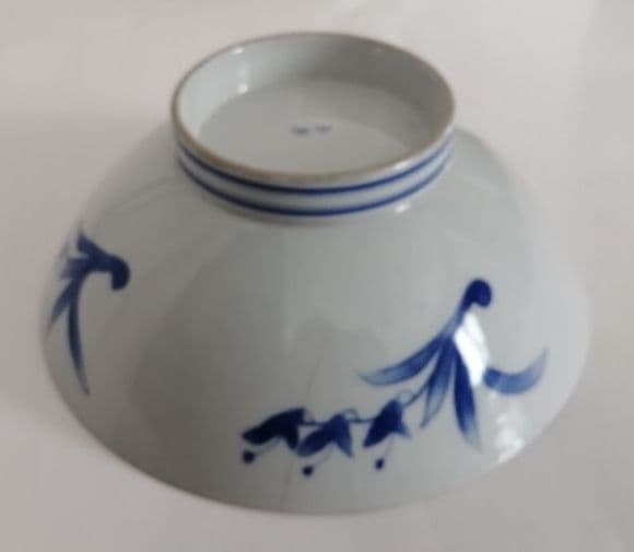 鳥の絵　焼物　どんぶり