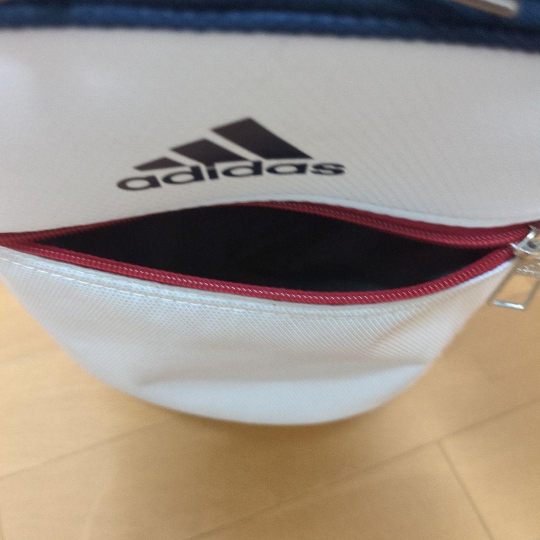 adidas キャディバッグ ホワイト/レッド/ブルー