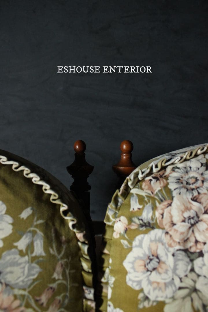 首都圏送無料〜穂高約40万　極上プリーツスカート3人掛け　オリーブグリーン