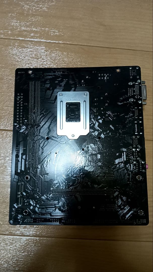 完動品 中古マザーボードとCPUとグラフィックボード