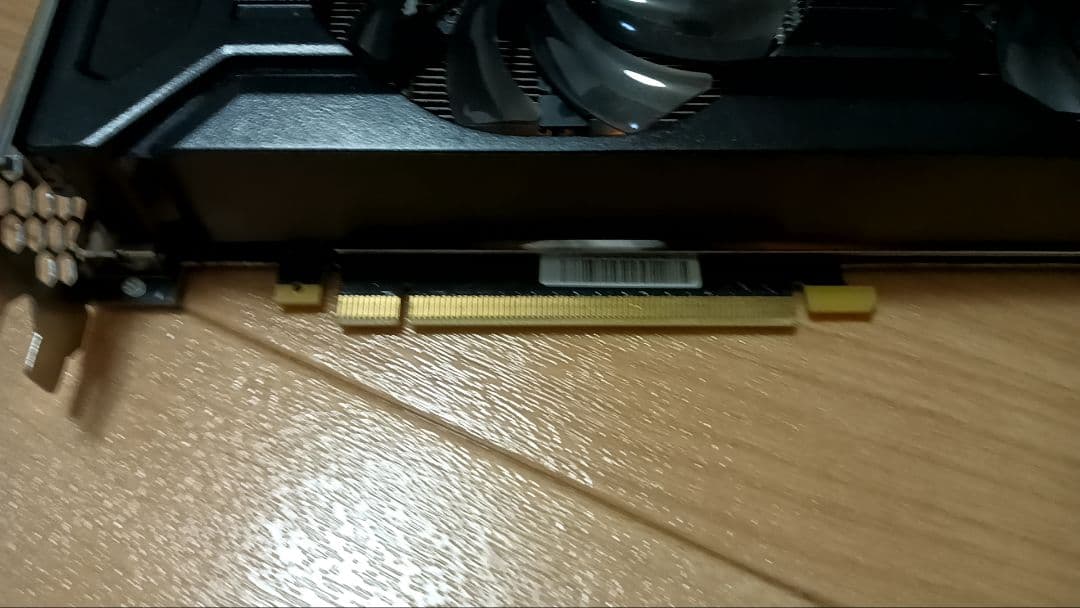 完動品 中古マザーボードとCPUとグラフィックボード