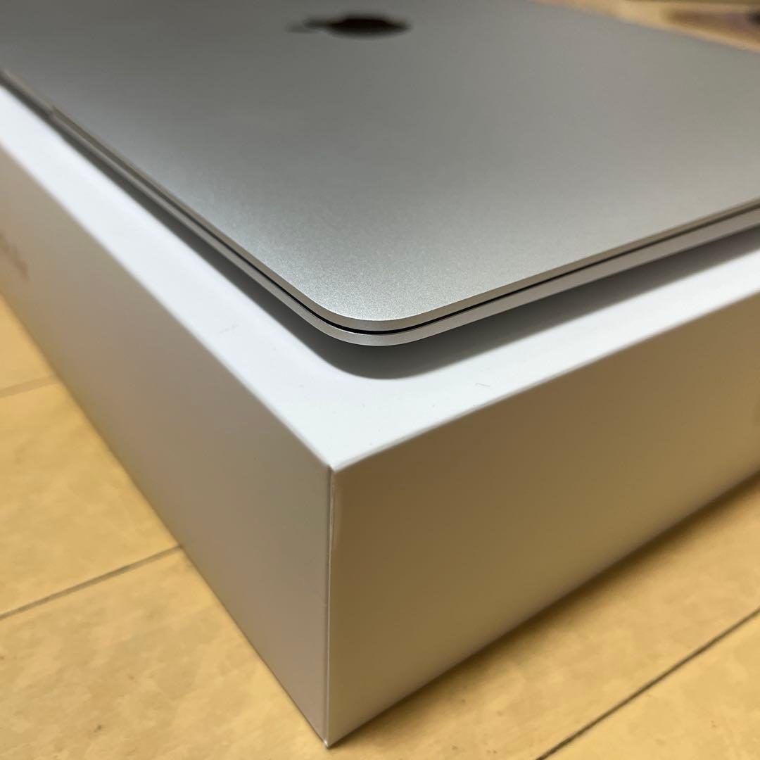 【超美品】Apple MacBook Air M1 8GB 256GB シルバー