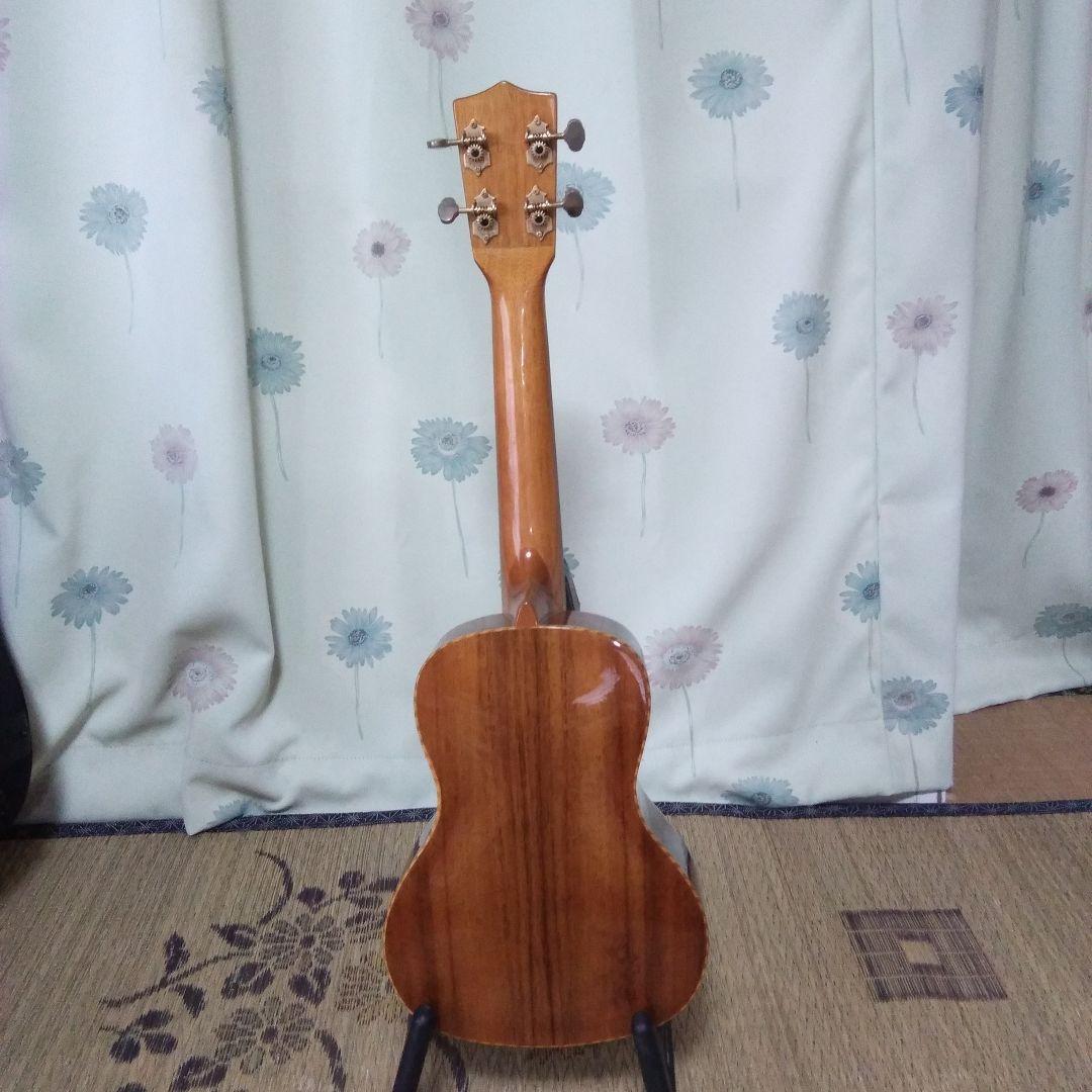 大幅値下げ！まるでフラメンコギター／コンサートウクレレ