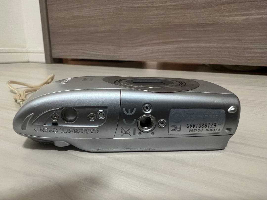 【完動品/純正ケース付】Canon IXY DIGITAL 820 ISデジカメ