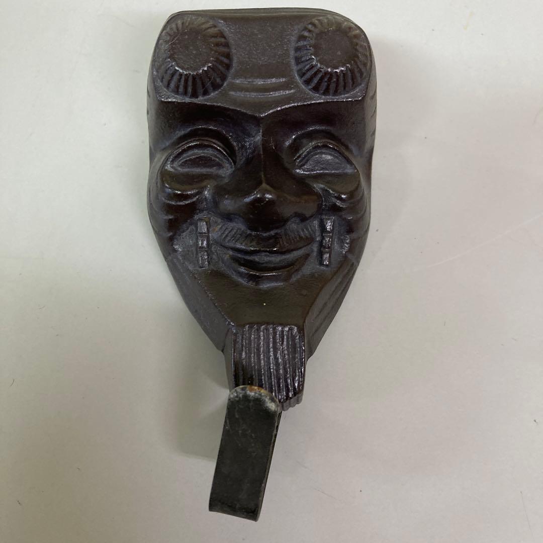 E4 昭和レトロ 金属工芸 お面 おかめ ひょっとこ 般若 魔除け 鍵フック