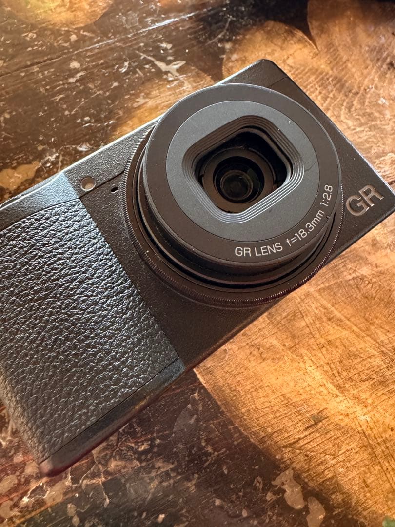 GRIII GR3リコー点検済/ショット数約6000/128GB SD＋ケース付