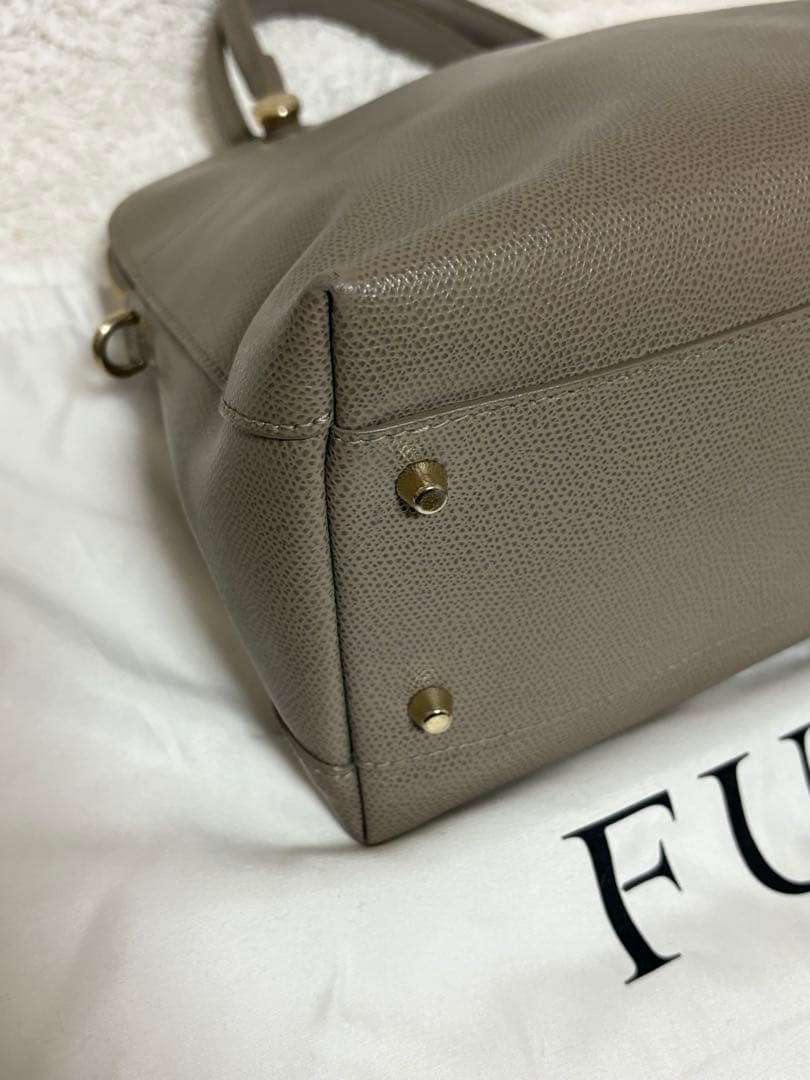 【超美品】フルラ　パイパー　グレージュ ハンドバッグ　ショルダーバッグ