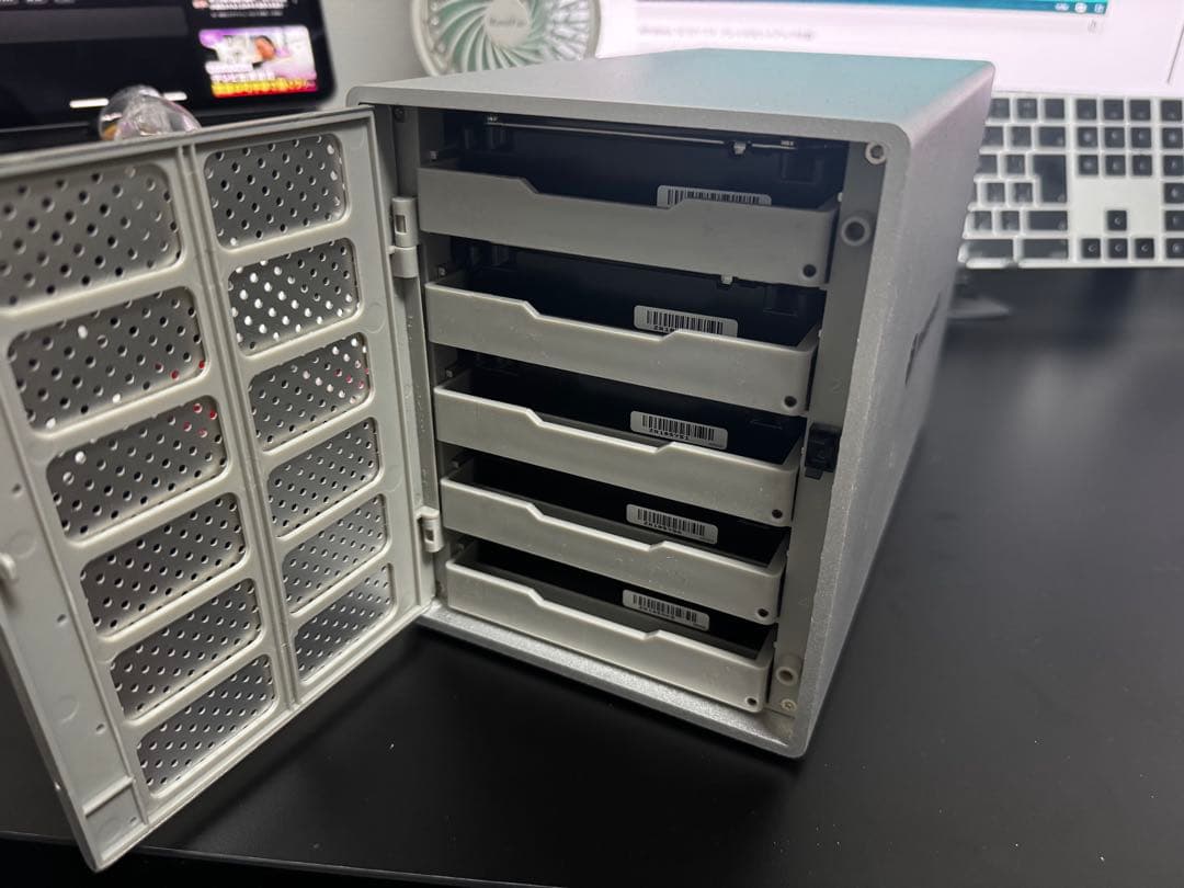 外付けハードディスク・ドライブ NAS Yottamaster 5Bay USB-C 40TB