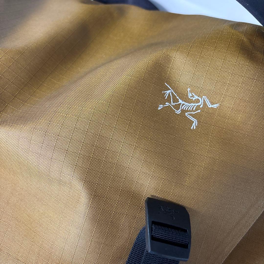 グランヴィル 10 クーリエ バッグ　yukon