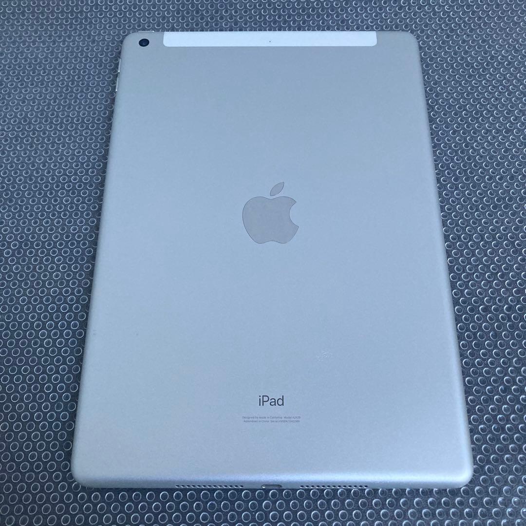 3869【早い者勝ち】iPad8 第8世代 32GB SIMフリー☆