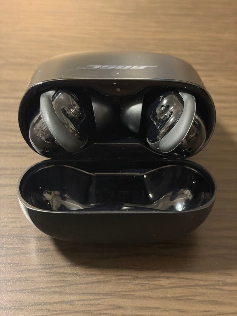 Bose QuietComfort Ultra 第一世代　ワイヤレス充電ケース付
