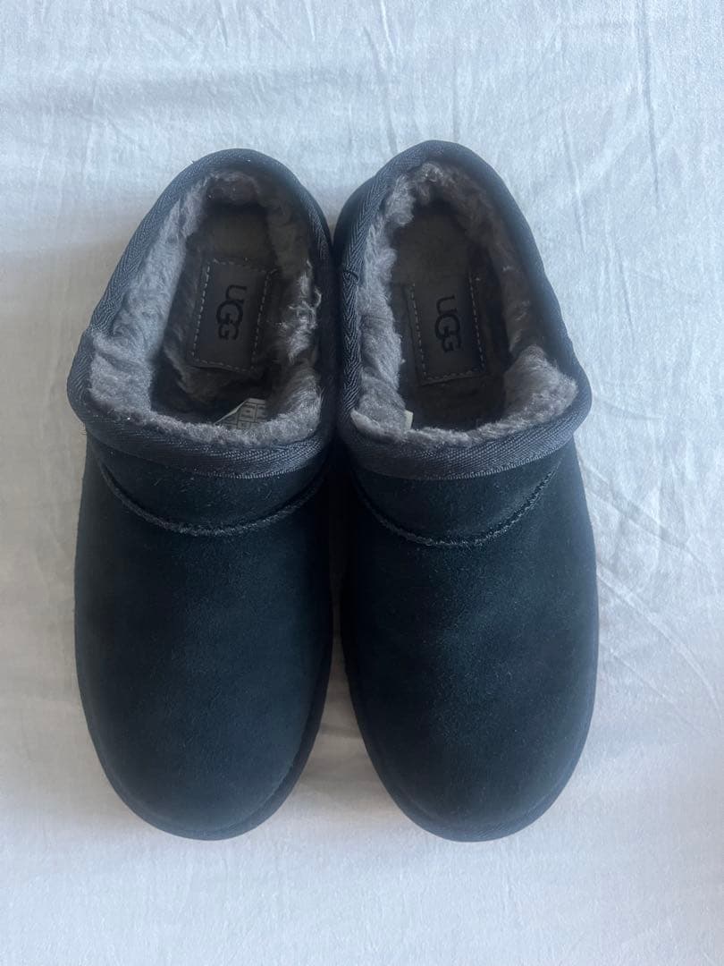 靴 UGG CLASSIC SLIPPER