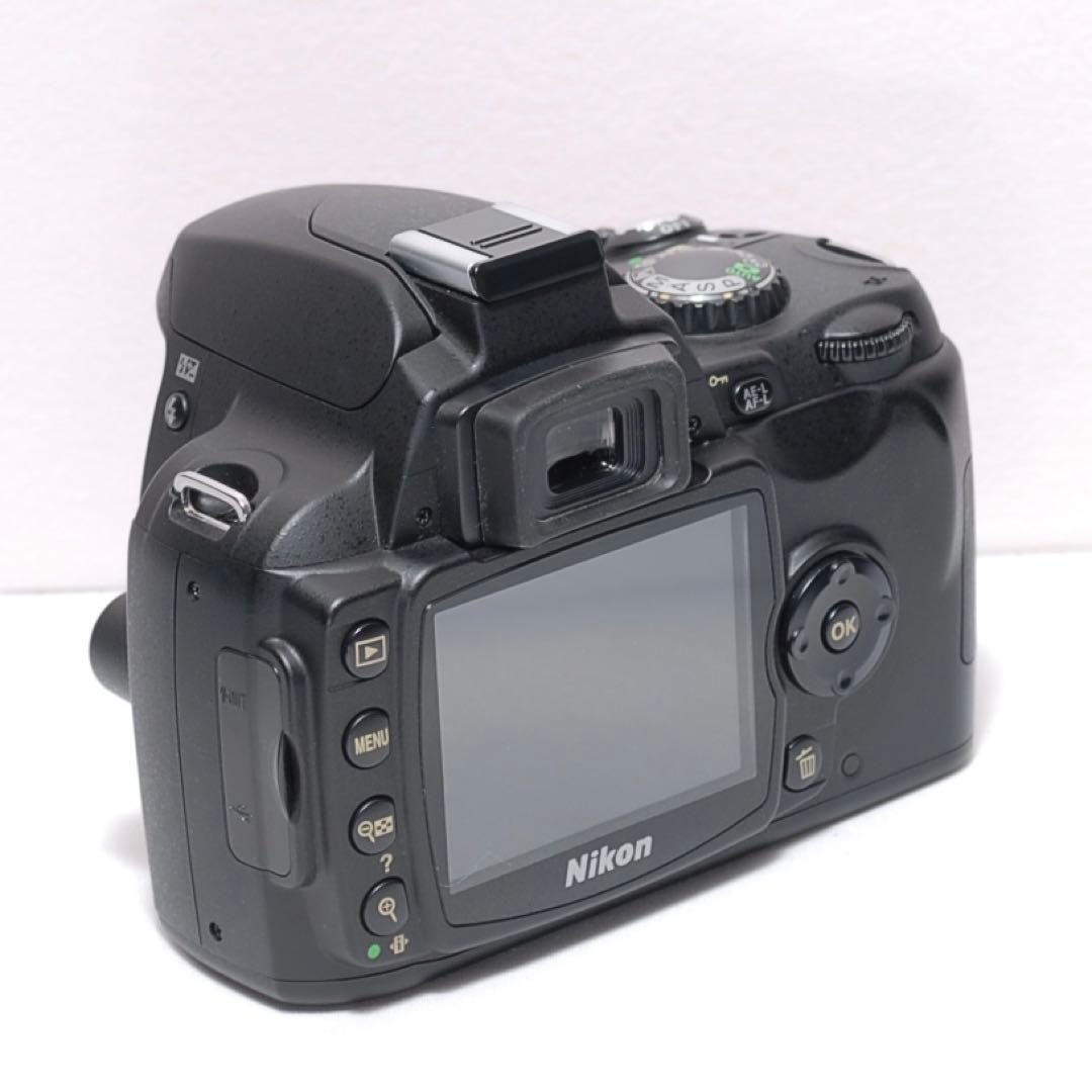 ✨シャッター数僅か728回✨Nikon D40✨シングルレンズ✨入門モデル✨