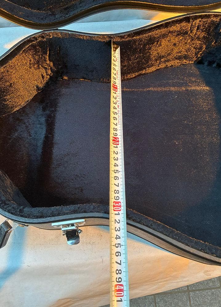 ★　ドレッドノートギター用　美品ハードケース　★