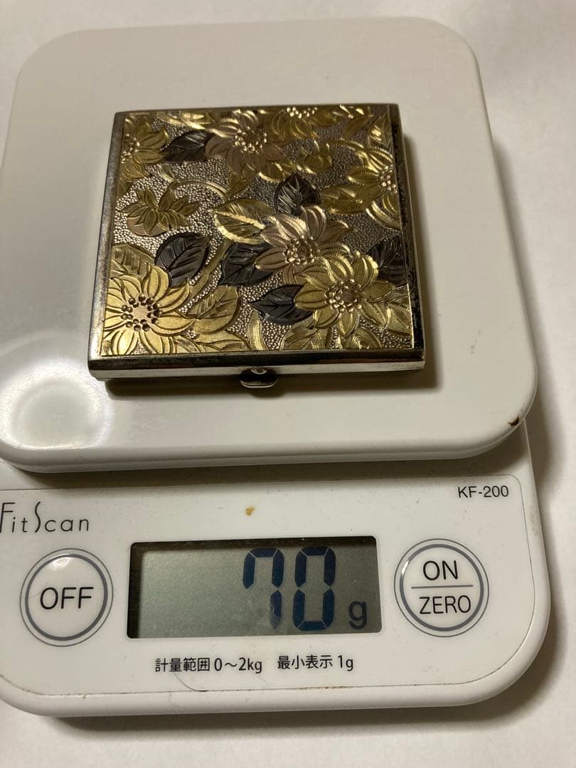 レトロシルバー（ S I L V E R)コンパクト