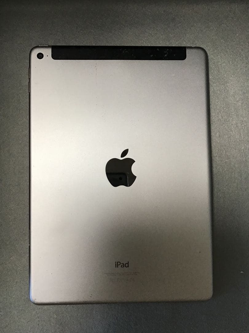 中古　SIMフリー　iPad Air 第2世代　Wi-Fi+Cellular