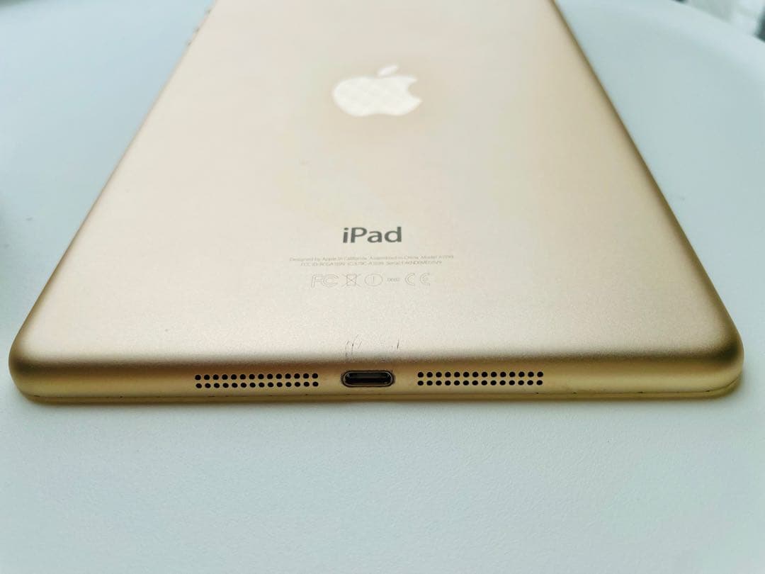 Apple iPad mini 3 128GB ゴールド 本体 初期化済み