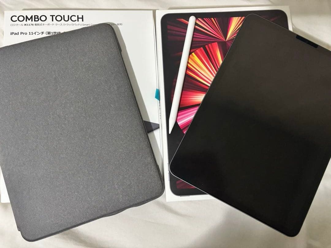 iPad Pro 11インチ(第3世代)256GB 本体+combo touch