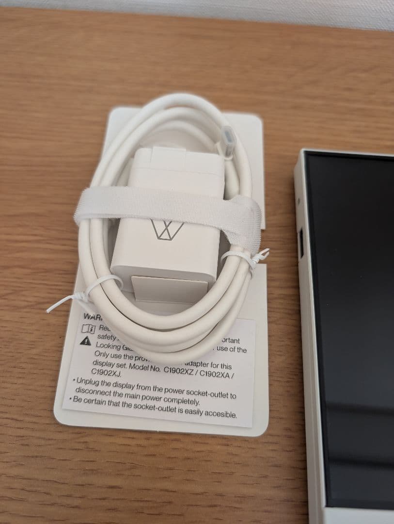 looking glass go　ホワイト