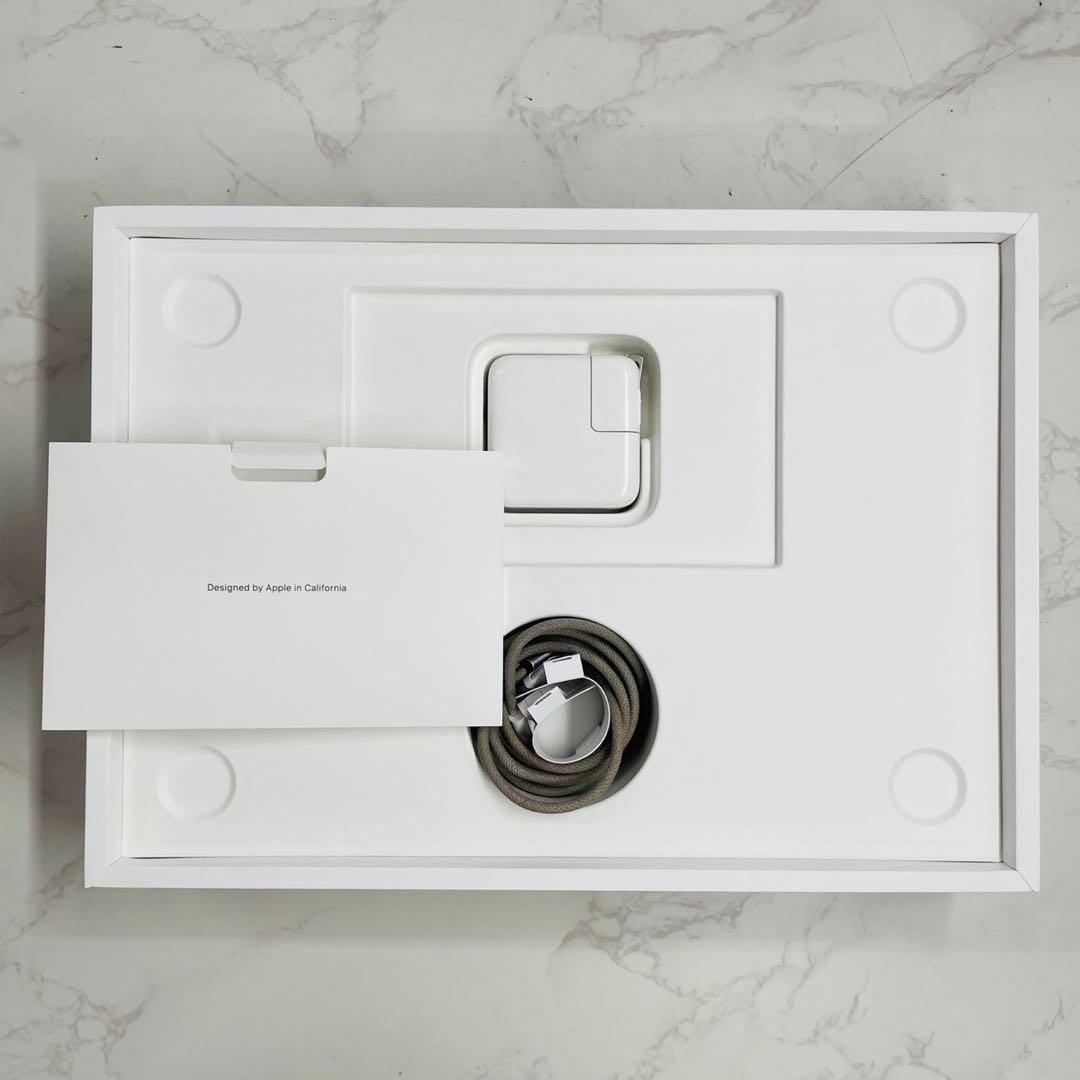 Macbook air M2 13インチ 24GB 256GB 充放電574回