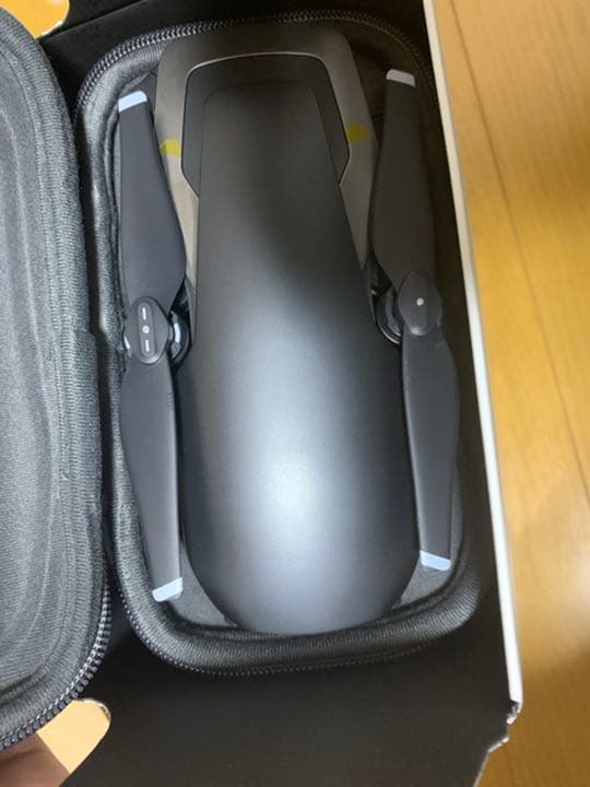 dji mavic air 。1っか月前Amazonで買ったものです。