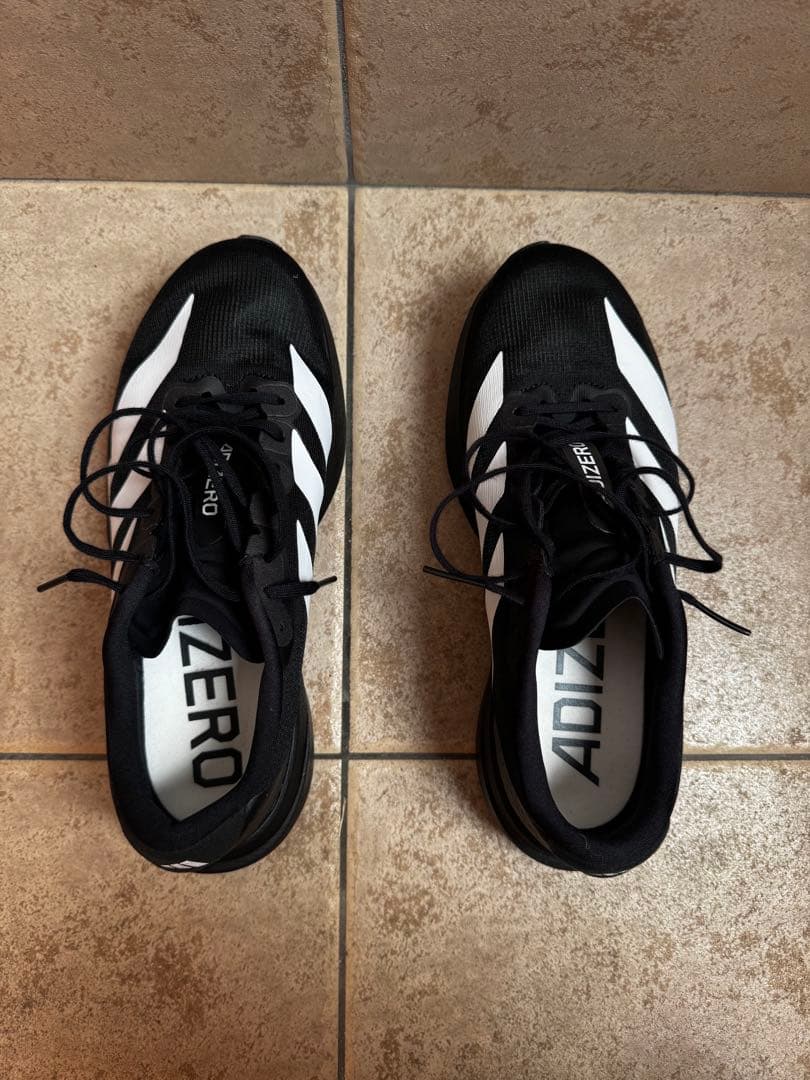 【タク】ADIZERO evo SL ブラック/ホワイト