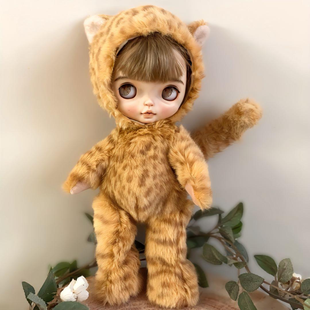 ブライスアウトフィット　着ぐるみ　ベンガル猫