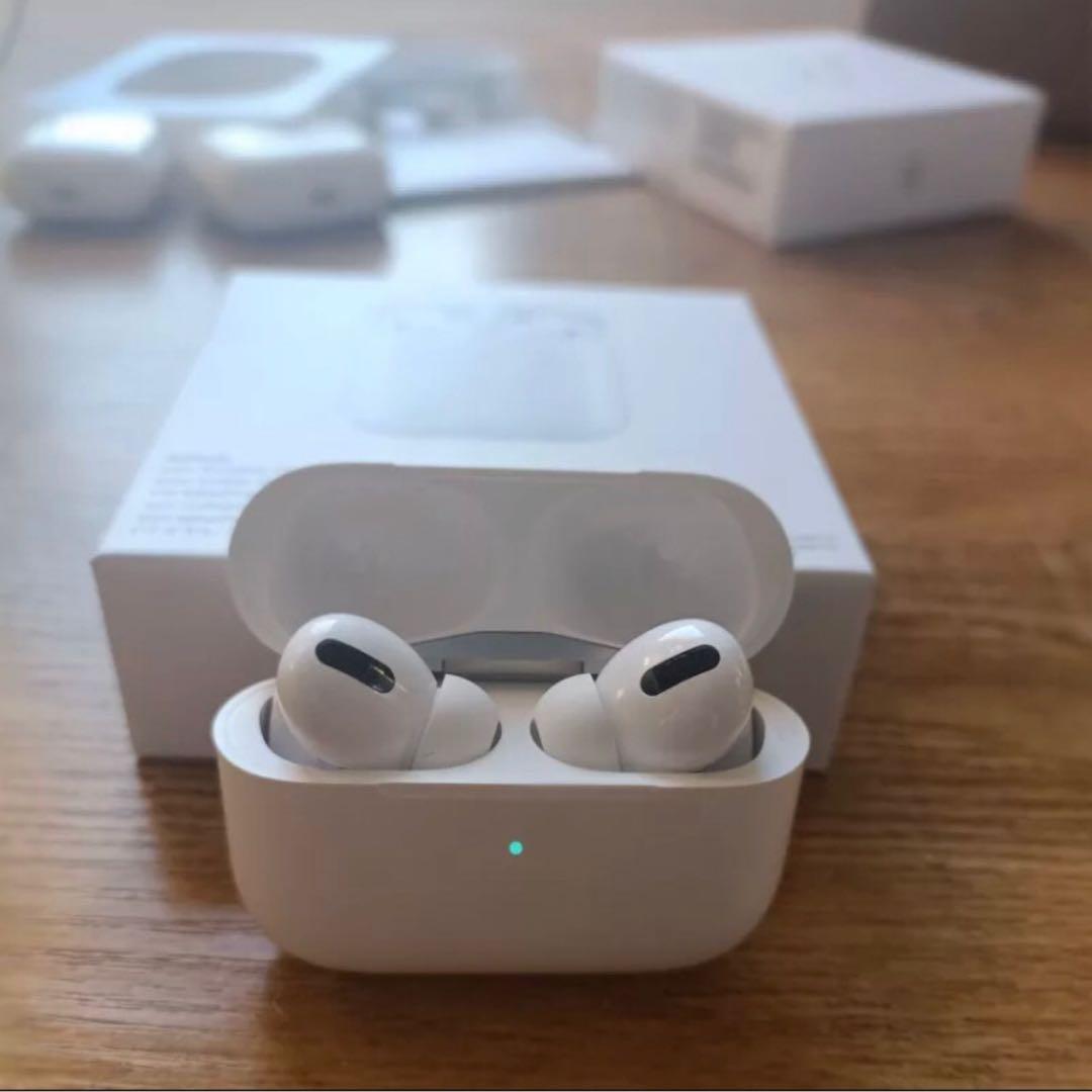 Apple AirPods Pro 充電ケース付き