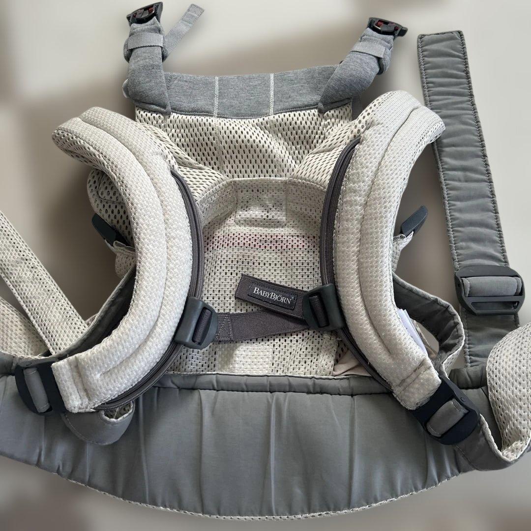 BABYBJÖRN 抱っこひも　ハーモニー　クリーム