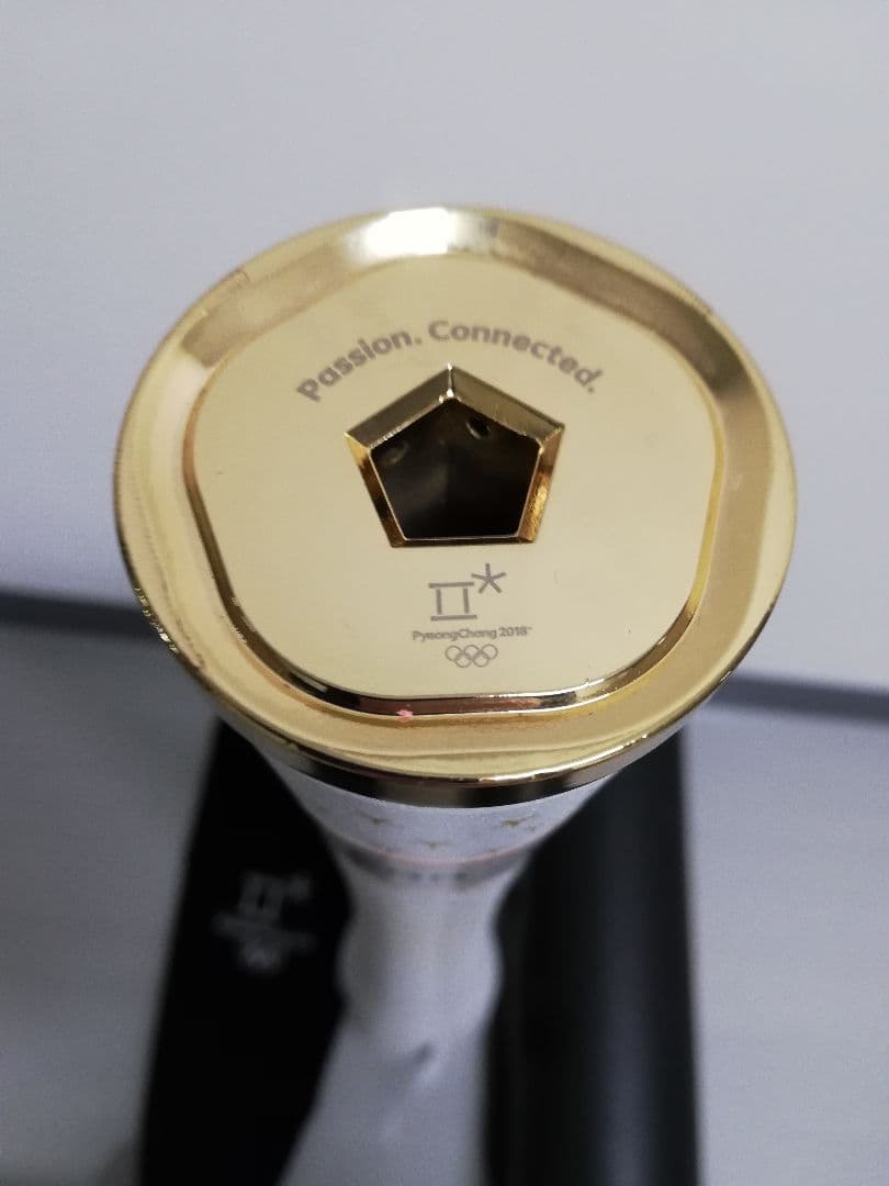 【レア 美品!】平昌オリンピック 聖火リレー トーチ 羽生結弦 日本人ランナー