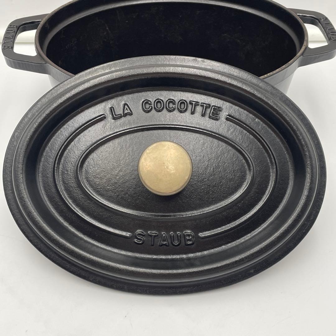 staub ストウブ　ピコ•ココット オーバル　23cm ブラック 両手鍋