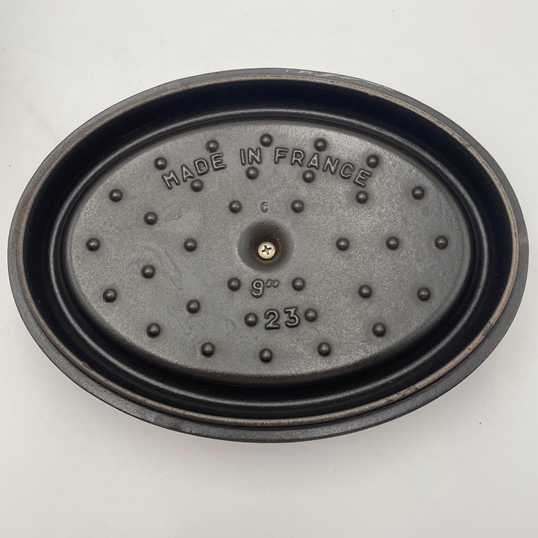 staub ストウブ　ピコ•ココット オーバル　23cm ブラック 両手鍋