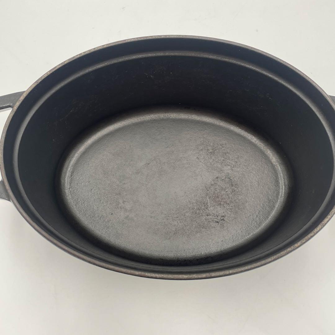 staub ストウブ　ピコ•ココット オーバル　23cm ブラック 両手鍋