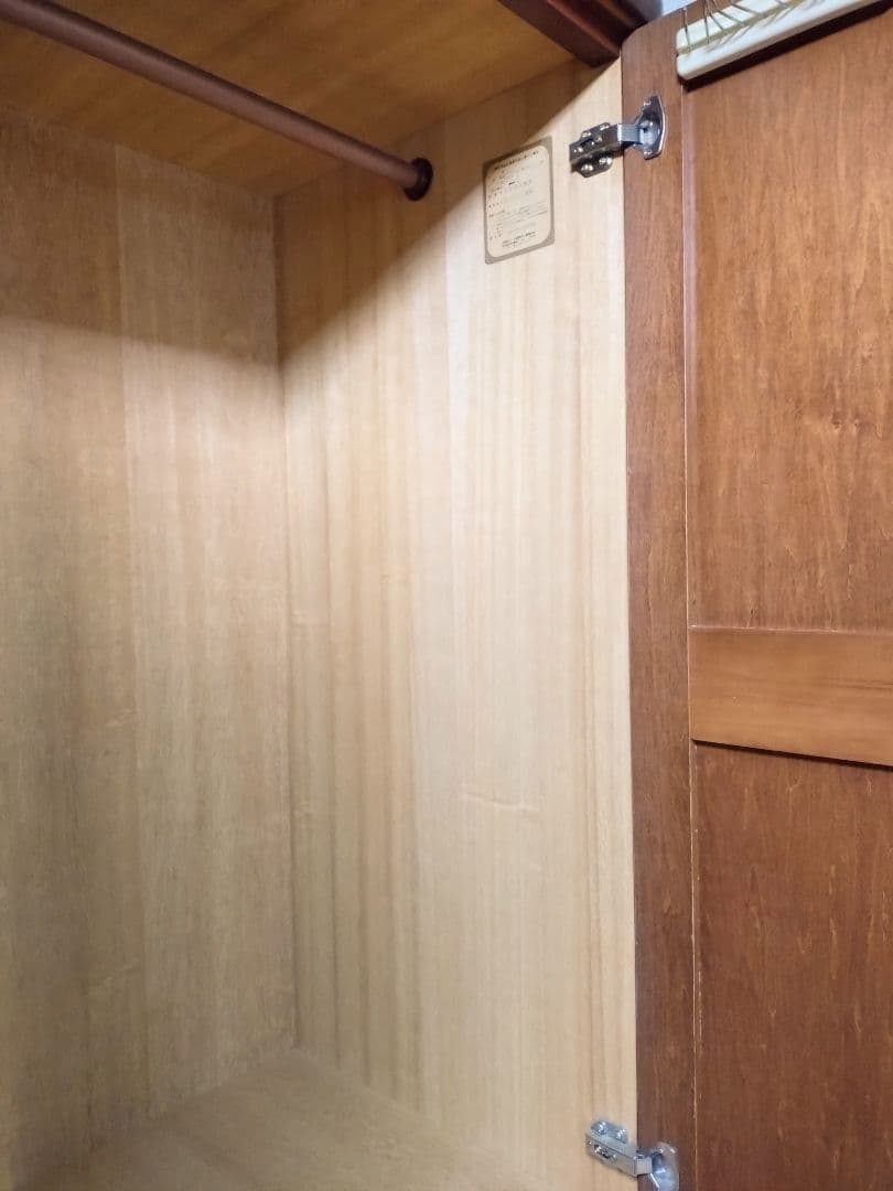 洋服タンス　幅 80.5cm　木製　引出4つ　ロッカー　ワードローブ