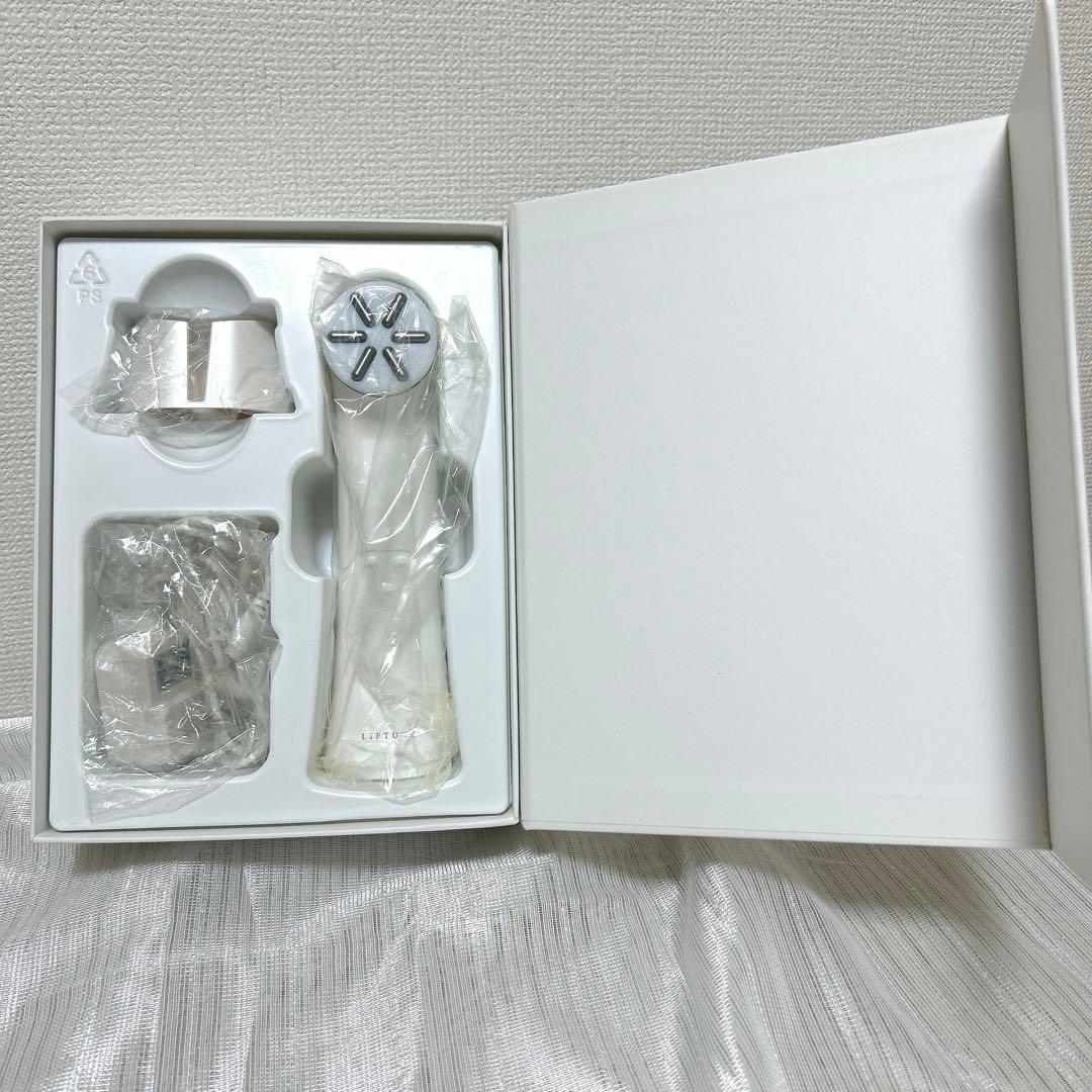 【限定値下げ】LIFTUNE 美顔器 本体　2024.8月購入